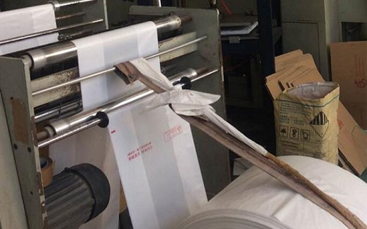 精準(zhǔn)切袋、制袋